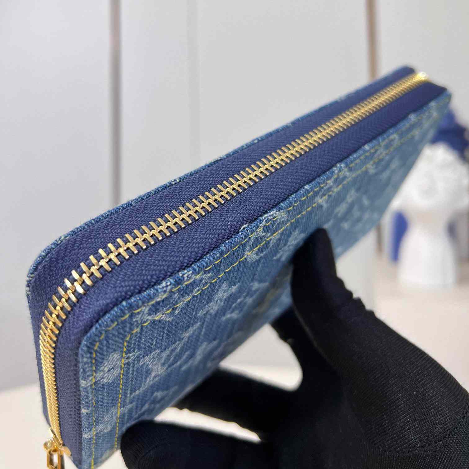 Louis Vuitton Zippy Wallet   M82958 - 
