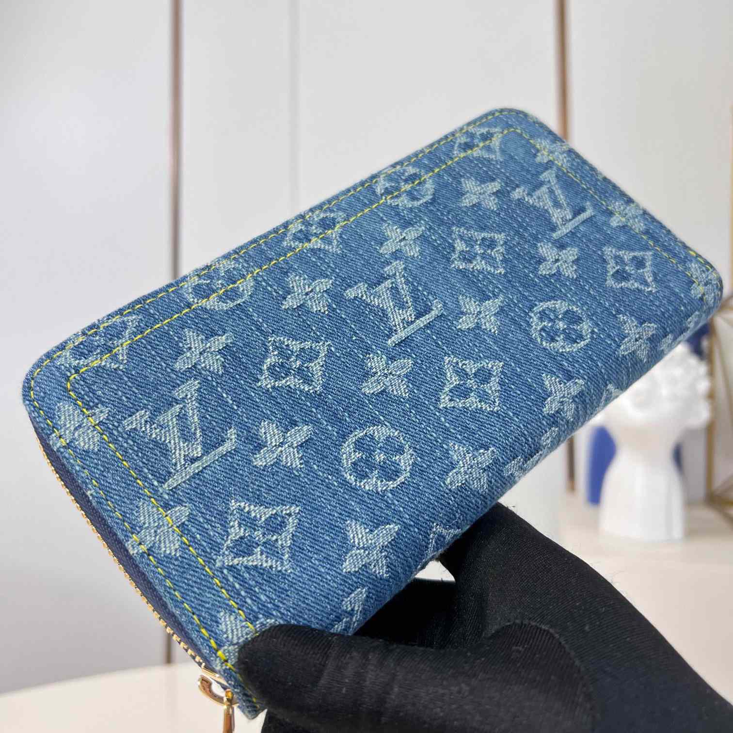 Louis Vuitton Zippy Wallet   M82958 - 