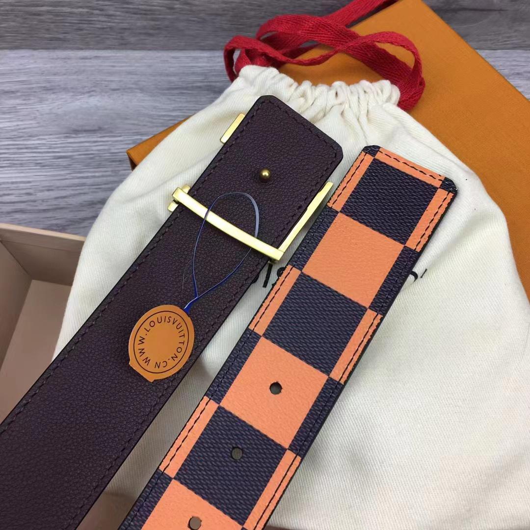Louis Vuitton LV Initiales 40mm Reversible Belt     M8461U - 