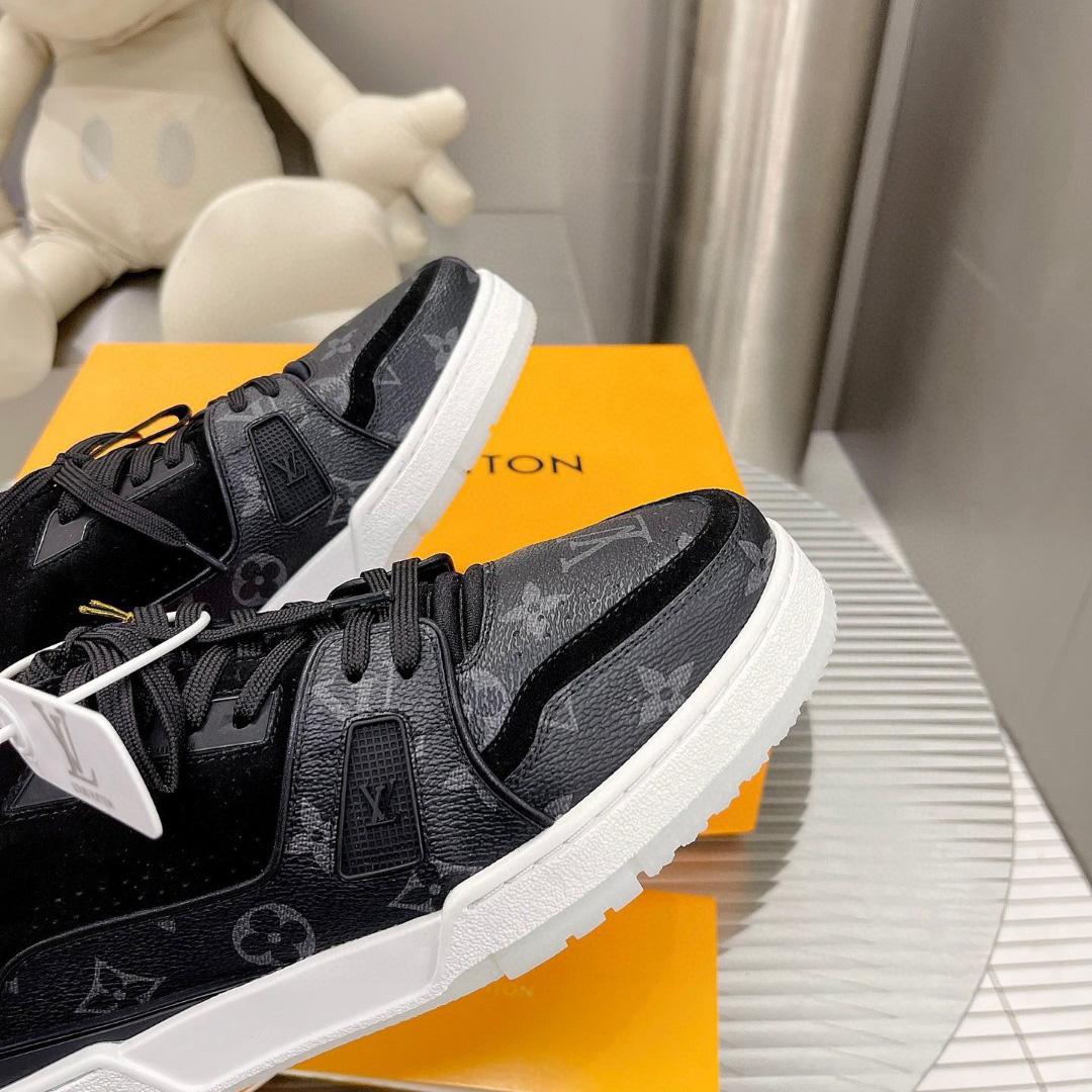 Louis Vuitton Trainer Sneaker(upon uk size) - 