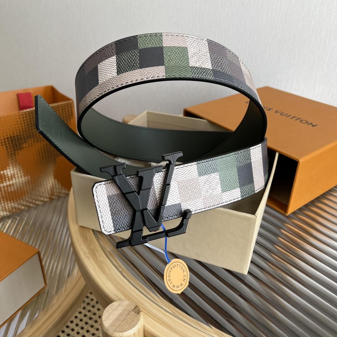 Louis Vuitton LV Mega Pixel 40mm Reversible Belt - 