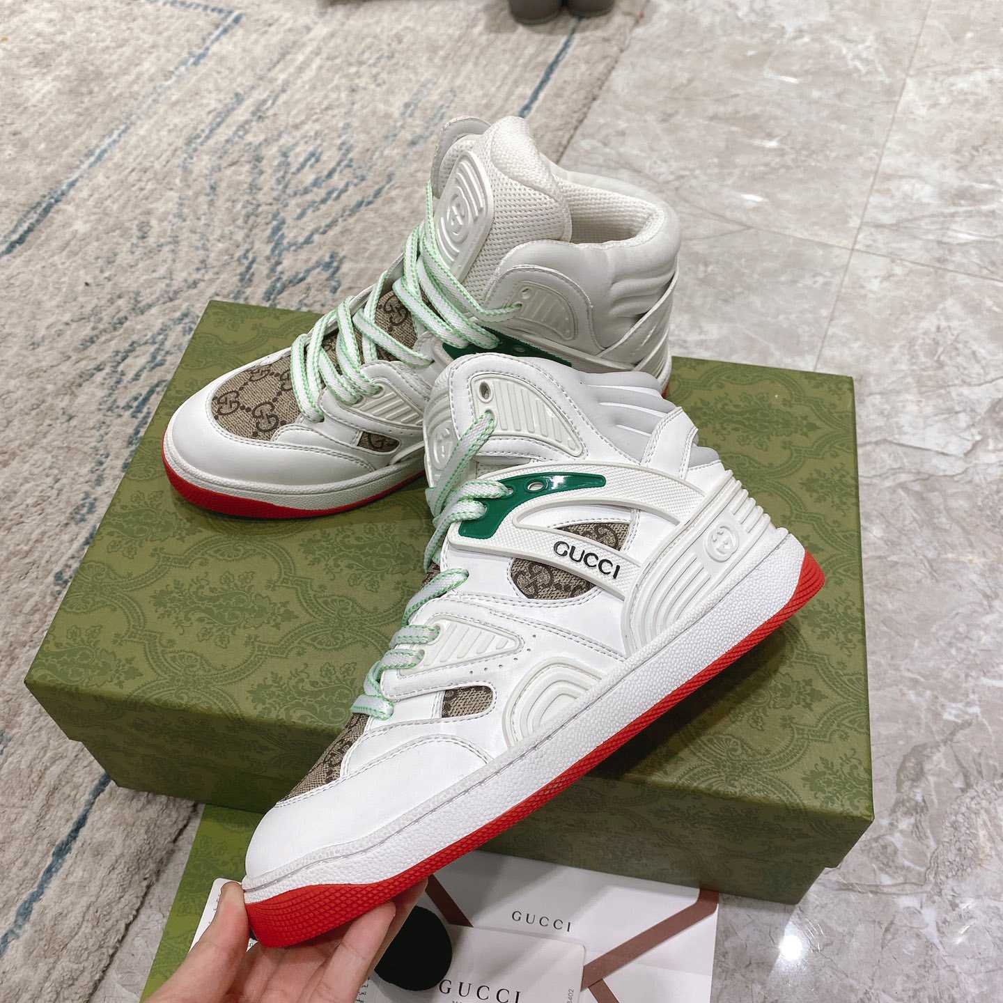 Gucci Basket Sneaker  - 