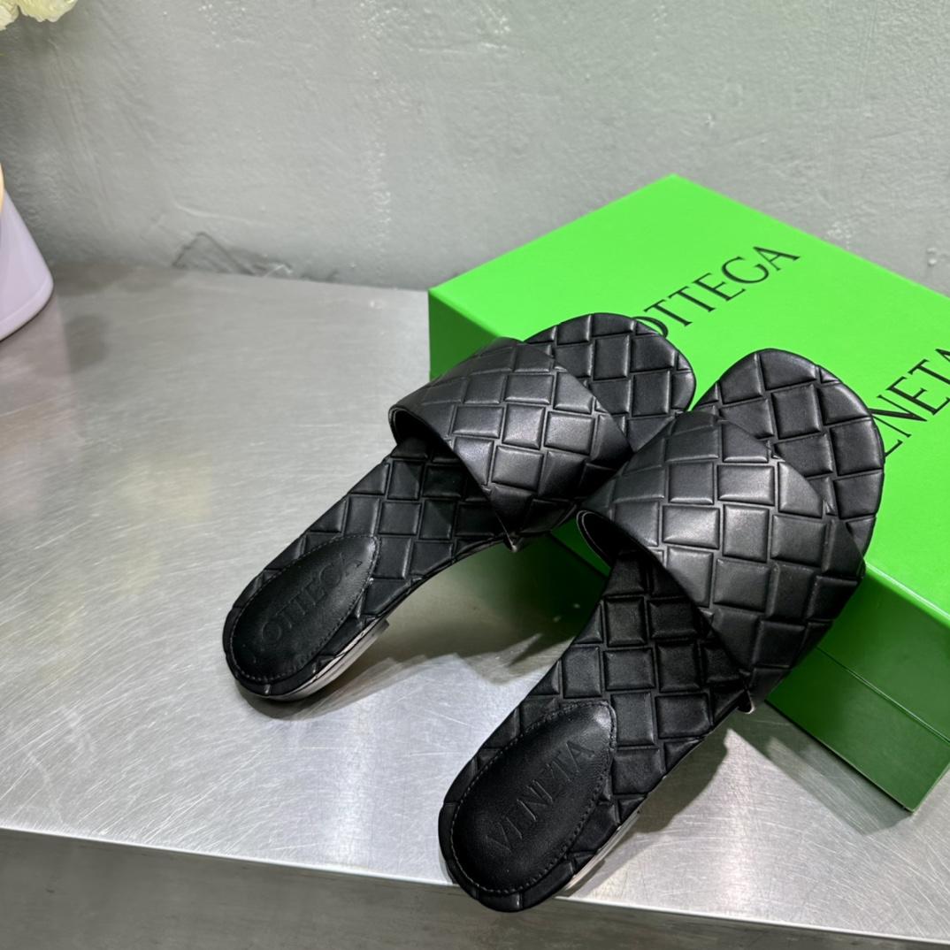 Bottega Veneta Amy Flat Mule - 