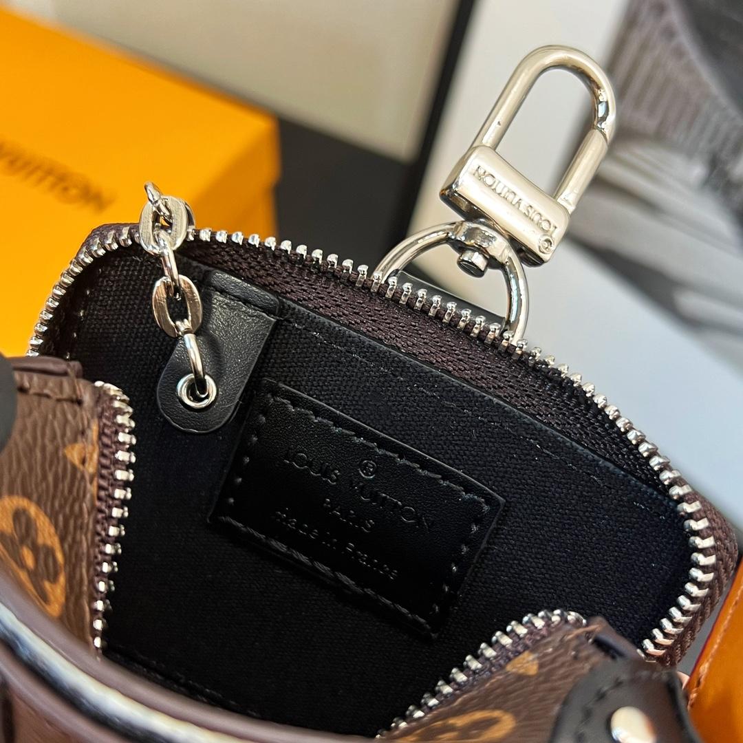 Louis Vuitton Mister Trunk Key Holder and Bag Charm   M01201 - 