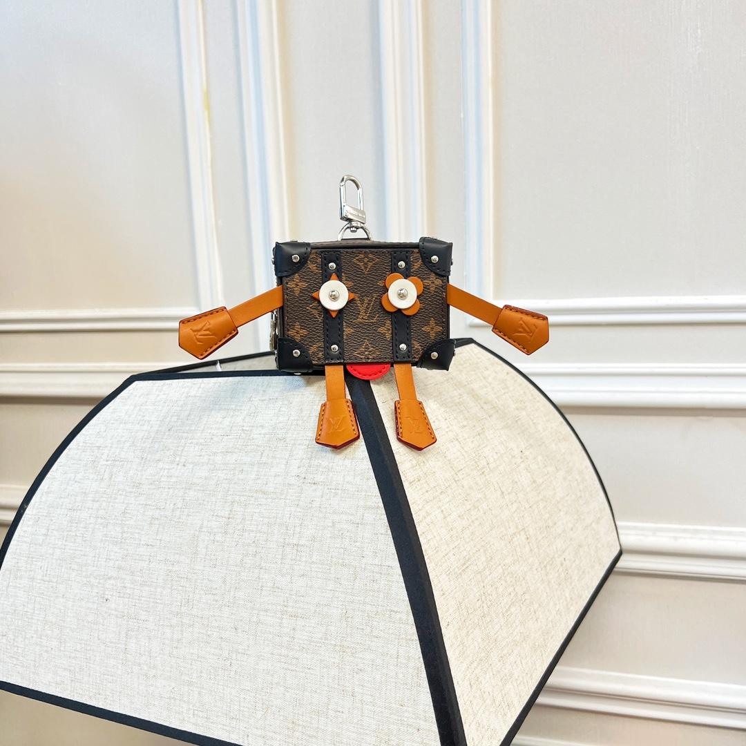 Louis Vuitton Mister Trunk Key Holder and Bag Charm   M01201 - 