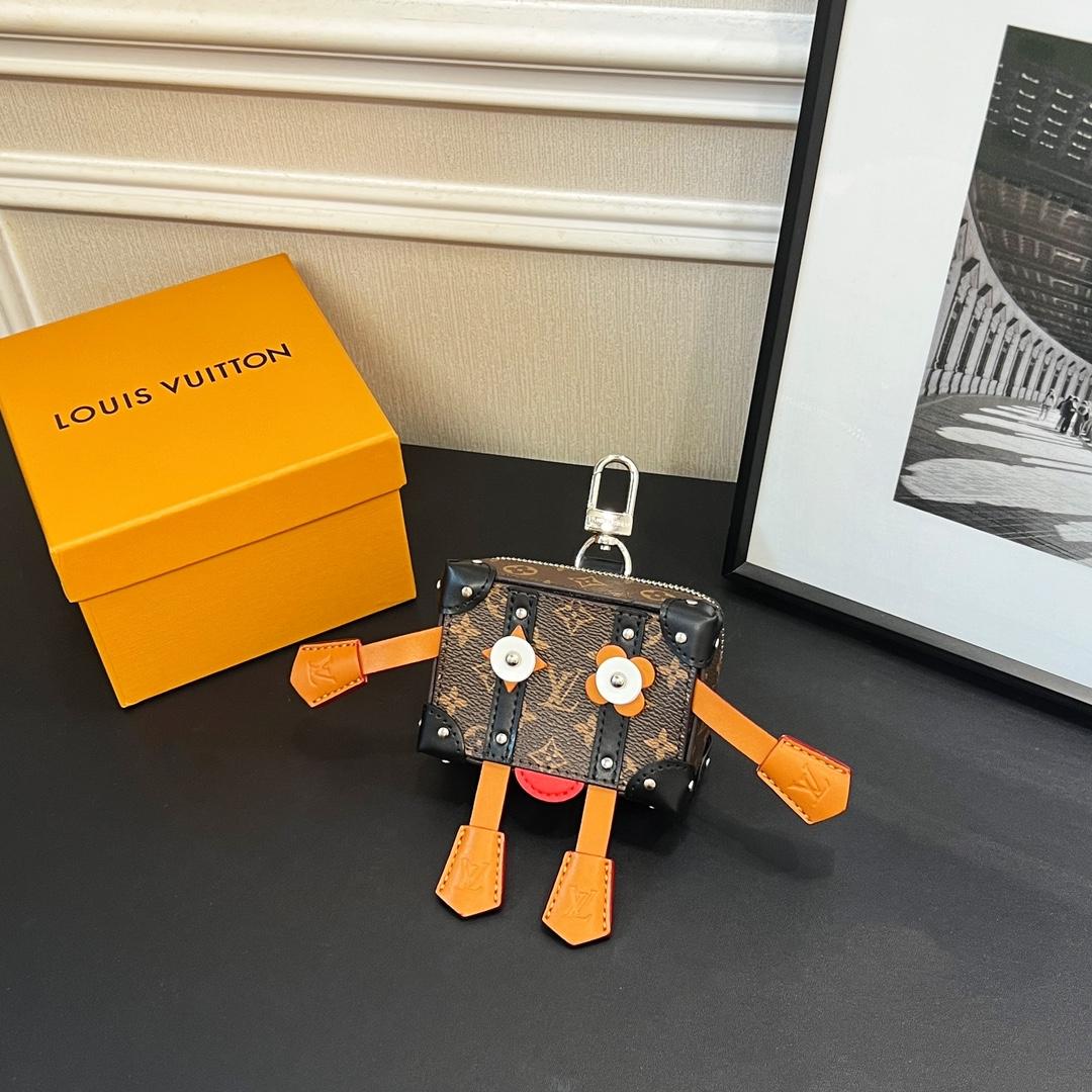 Louis Vuitton Mister Trunk Key Holder and Bag Charm   M01201 - 