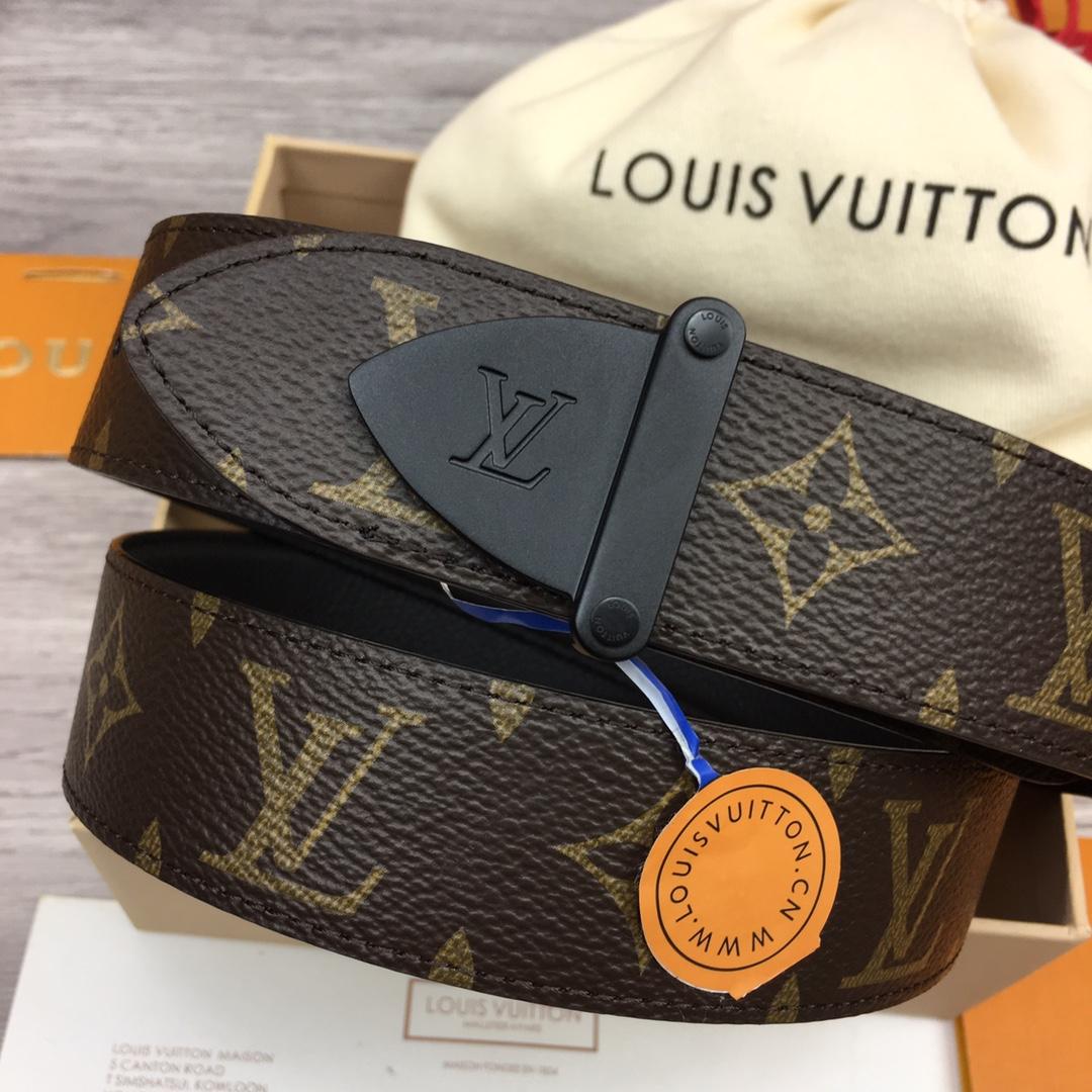 Louis Vuitton LV Trunk 35mm Reversible Belt - 