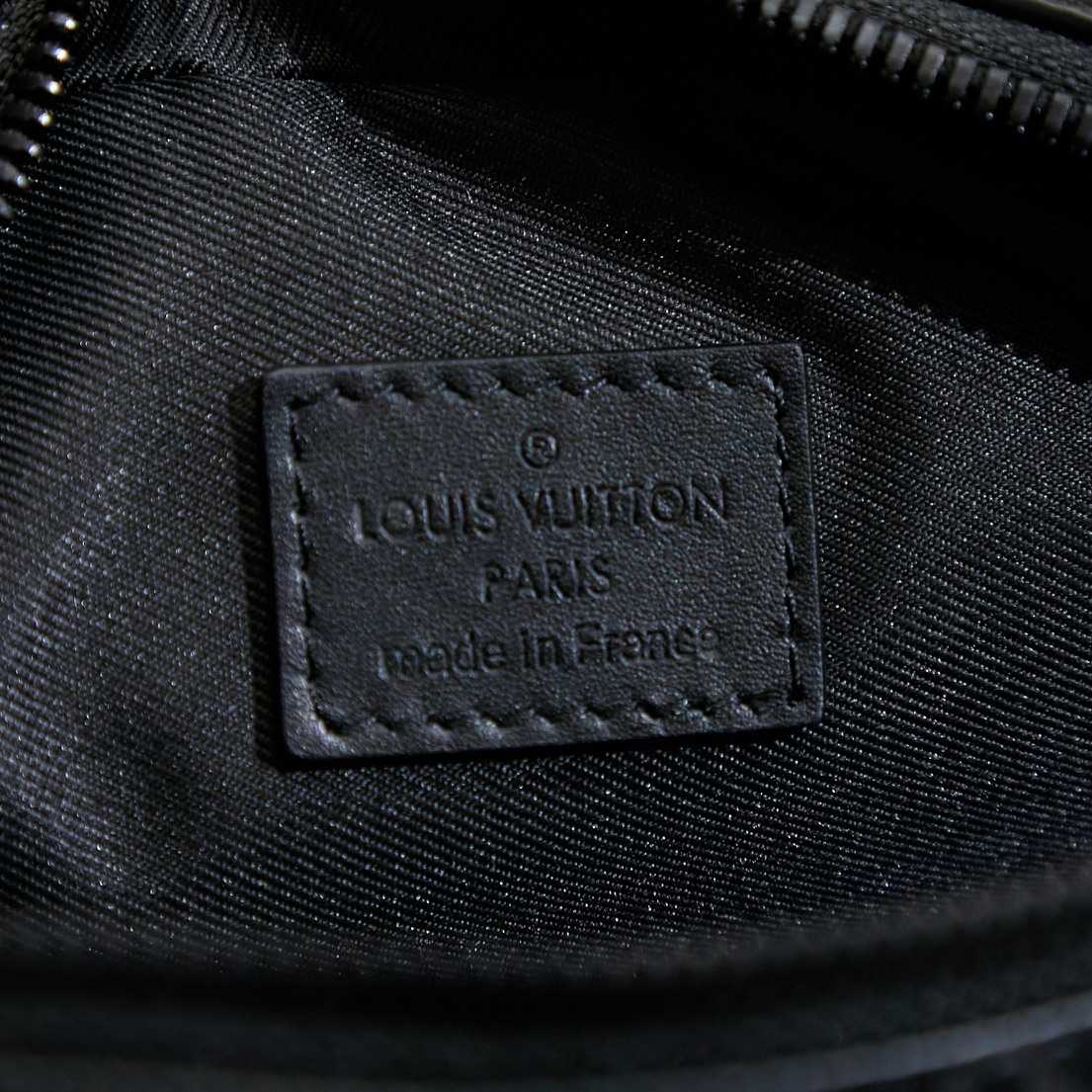 Louis Vuitton Alpha Messenger  M46955 - 