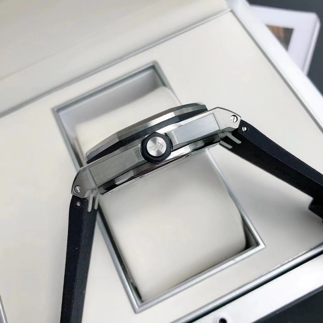 Audemars Piguet Watch    - 