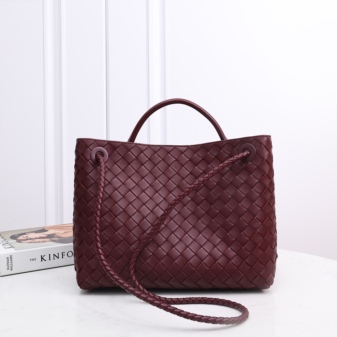 Bottega Veneta Medium Andiamo  32*24*12CM - 
