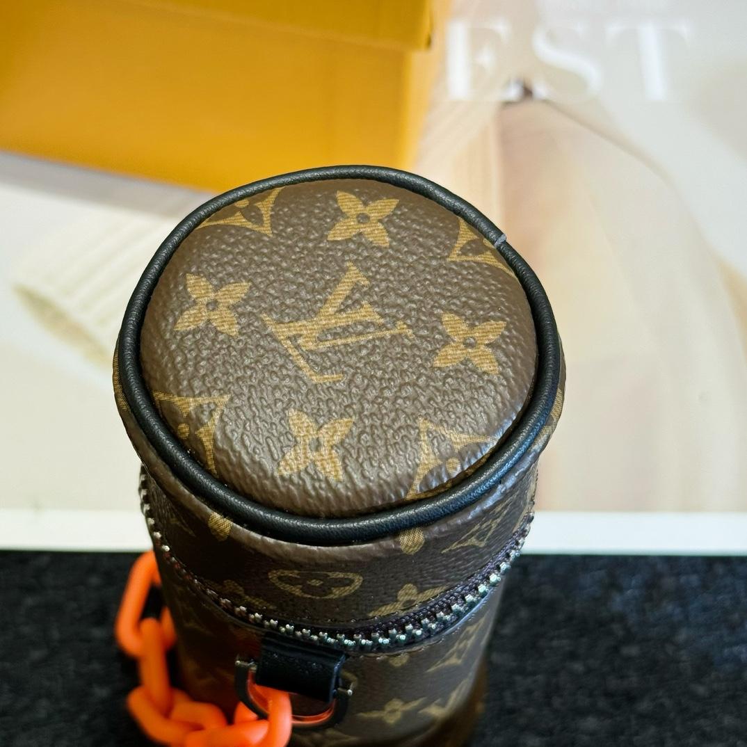 Louis Vuitton Monogram Barrel Pouch Bag Charm - 
