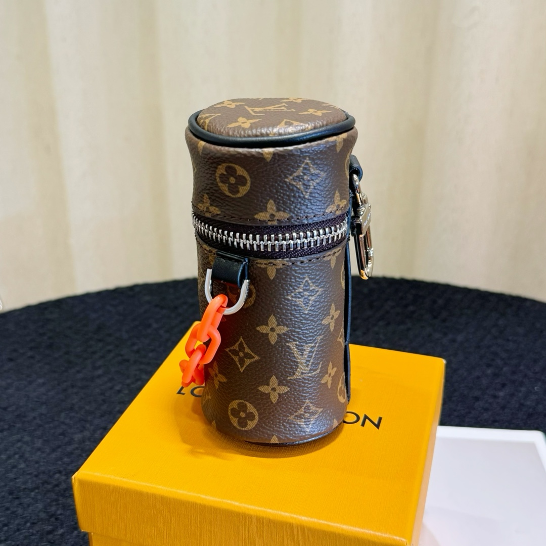 Louis Vuitton Monogram Barrel Pouch Bag Charm - 