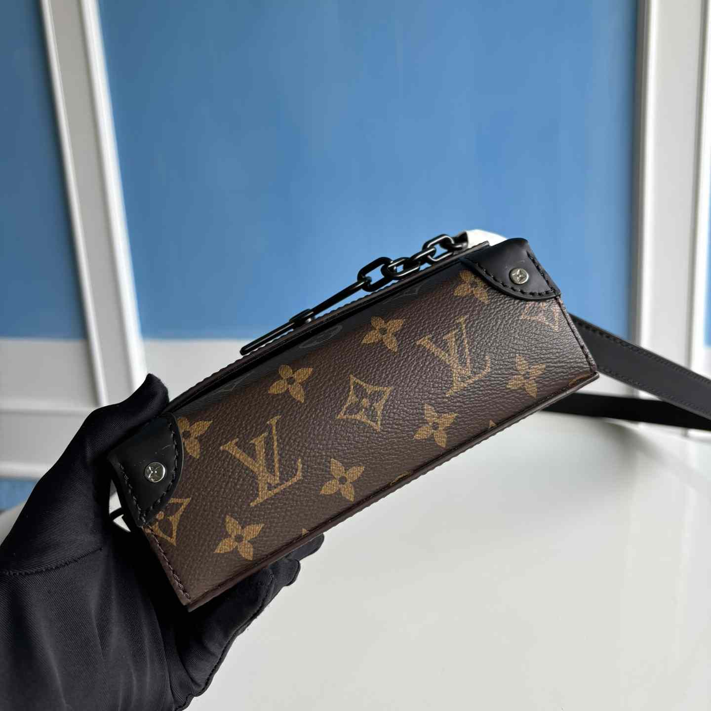Louis Vuitton Steamer Wearable Wallet  M83613 - 