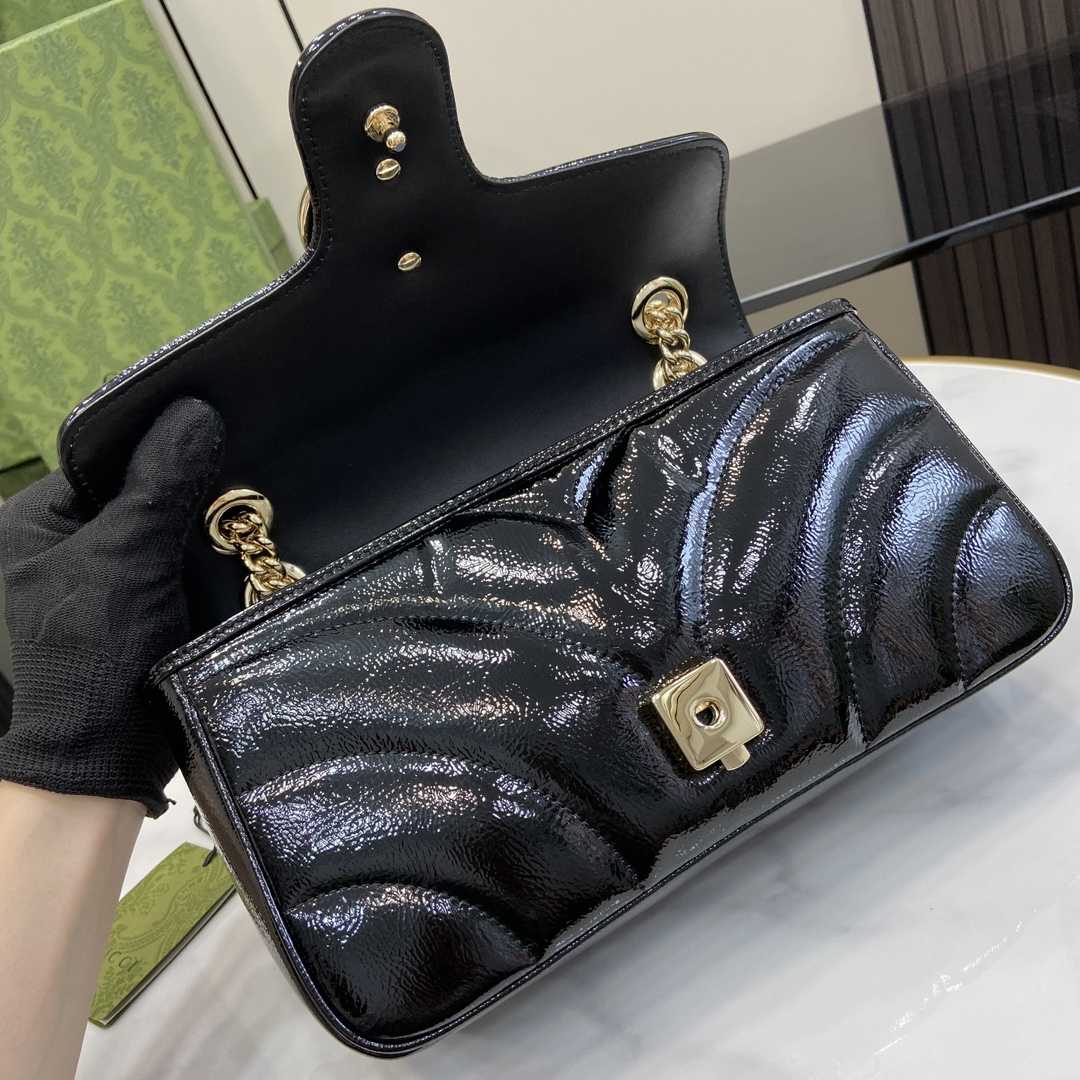 Gucci GG Marmont Small Shoulder Bag - 
