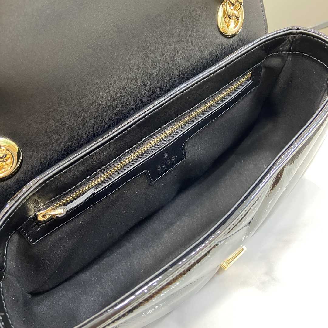 Gucci GG Marmont Small Shoulder Bag - 