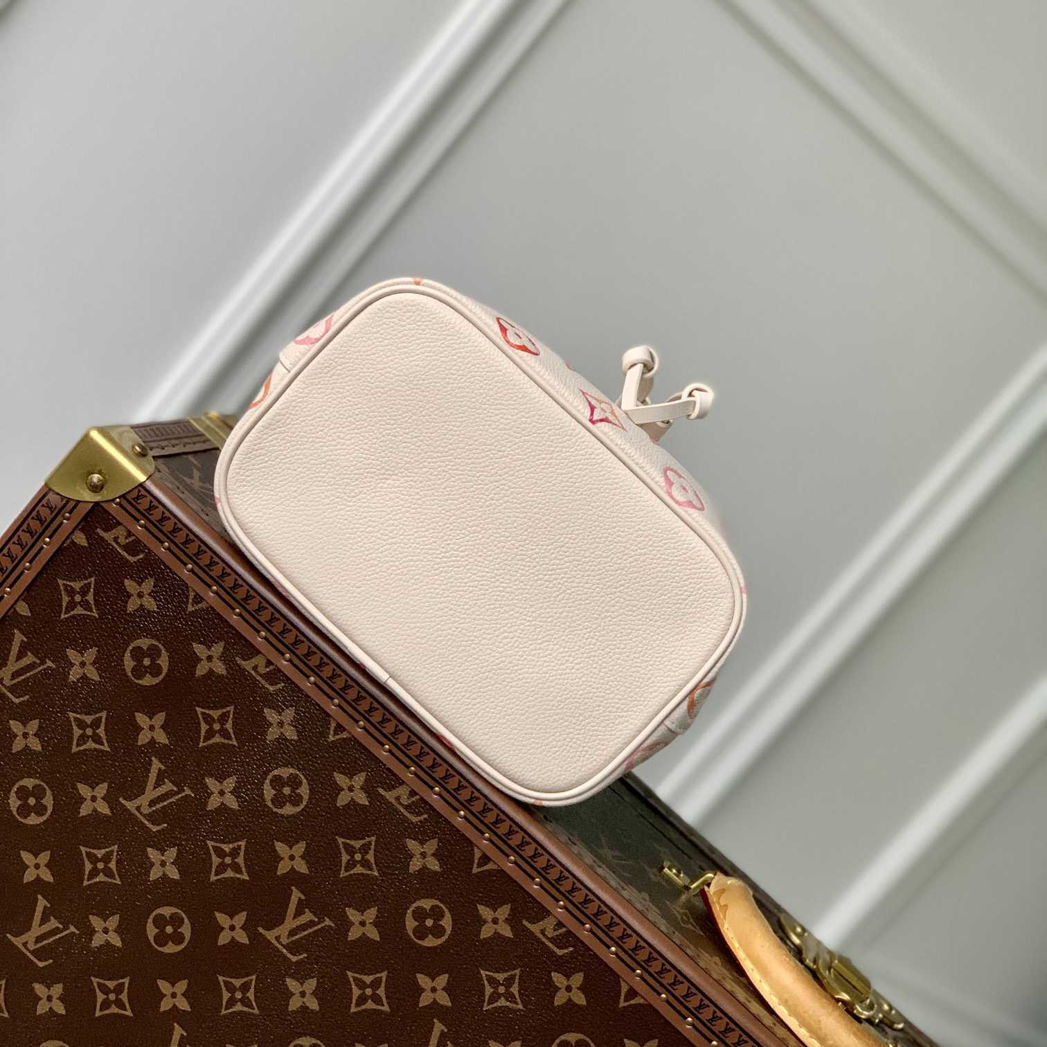 Louis Vuitton Néonoé BB   M24649 - 