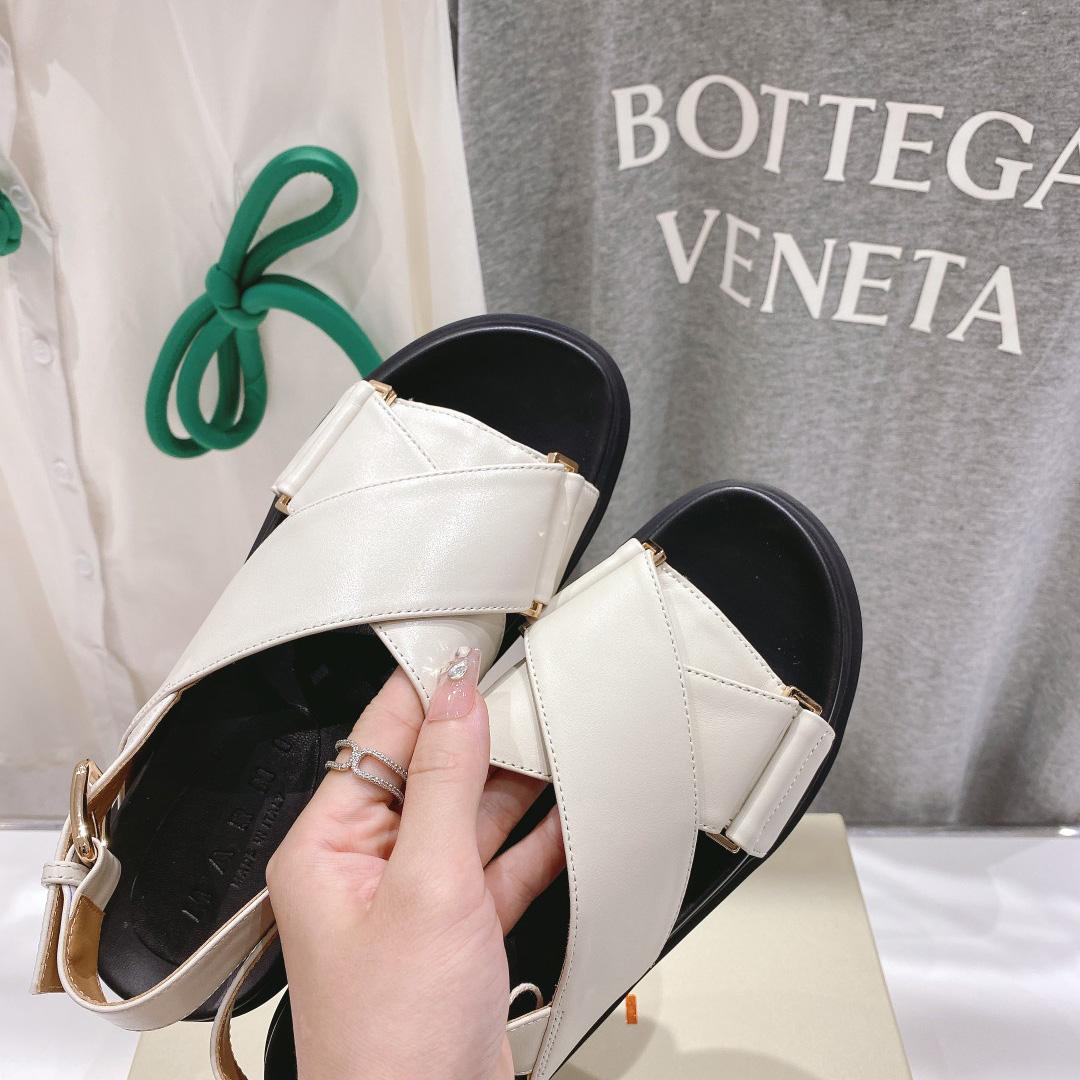 Marni White Leather Fussbett - 