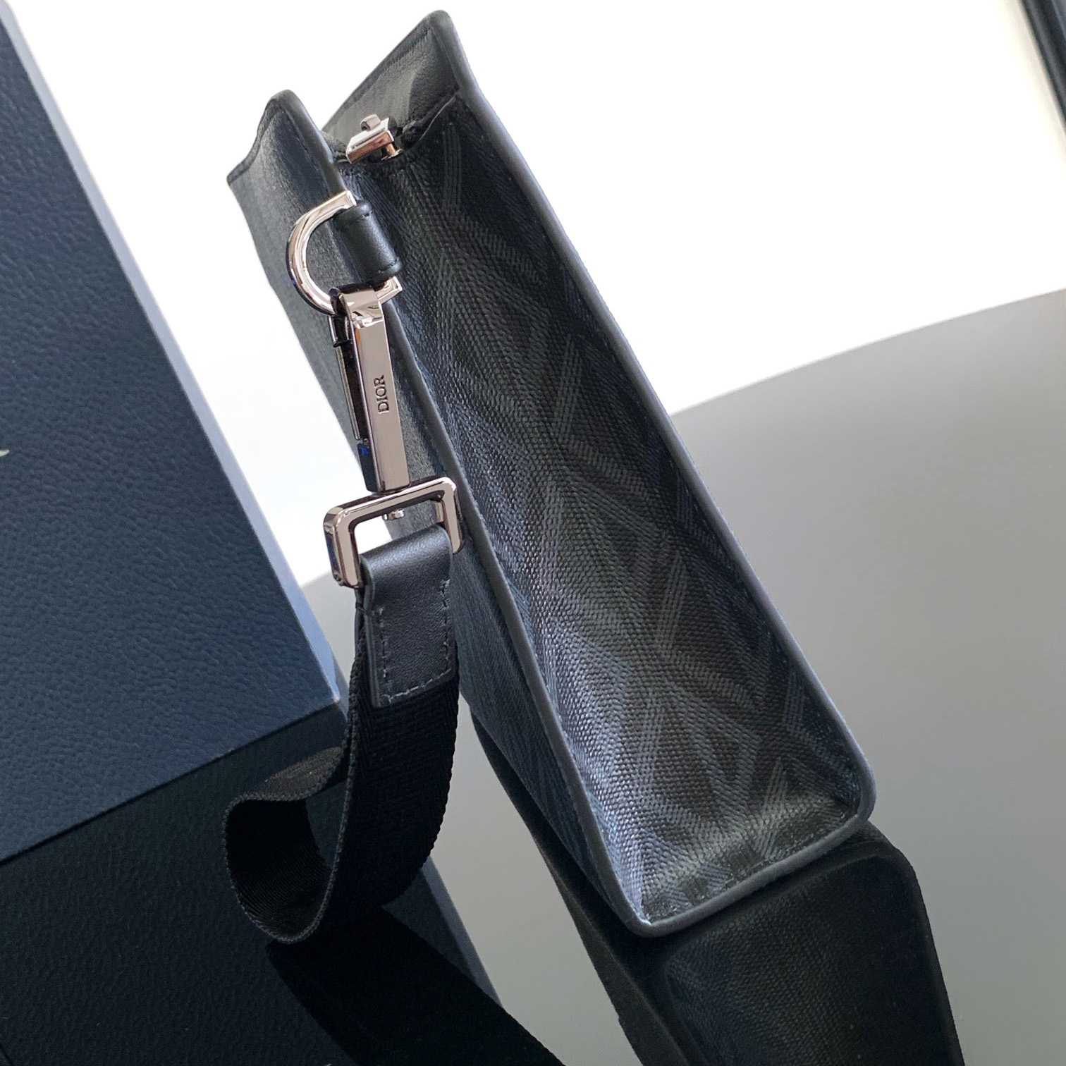 Dior A5 Triangle Pouch - 