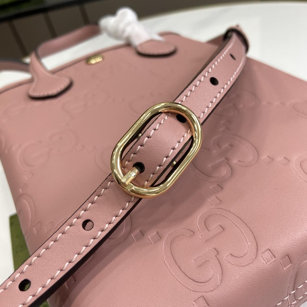 Gucci GG Super Mini Bag With Strap - 