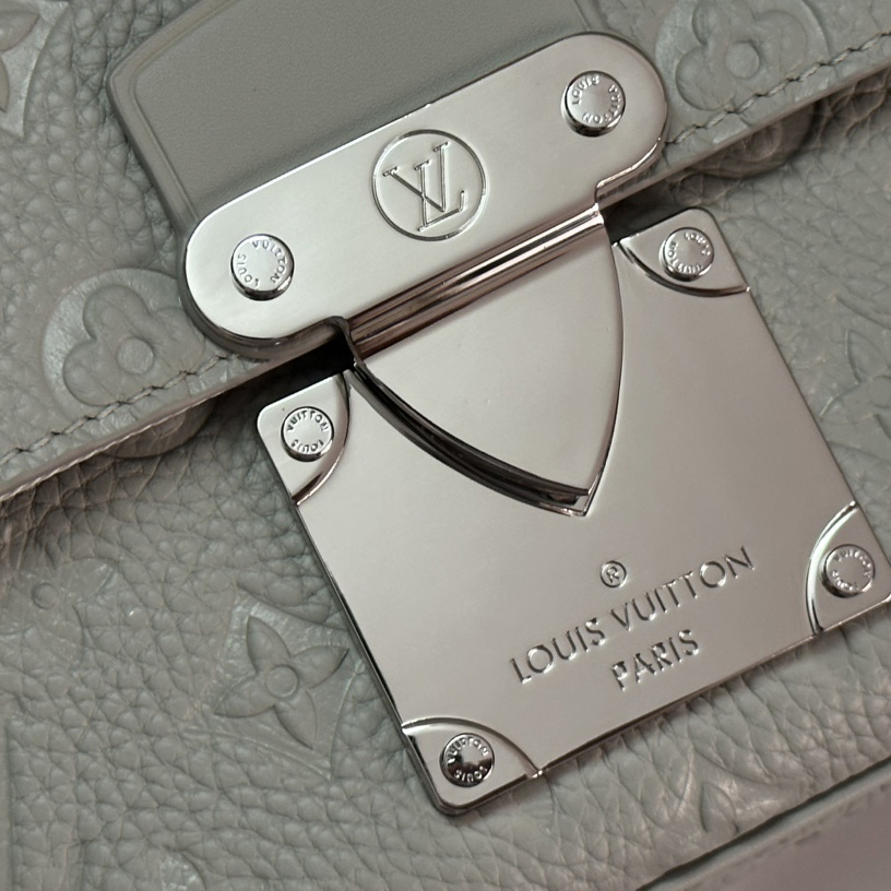 Louis Vuitton S-Lock Messenger  M23152 - 