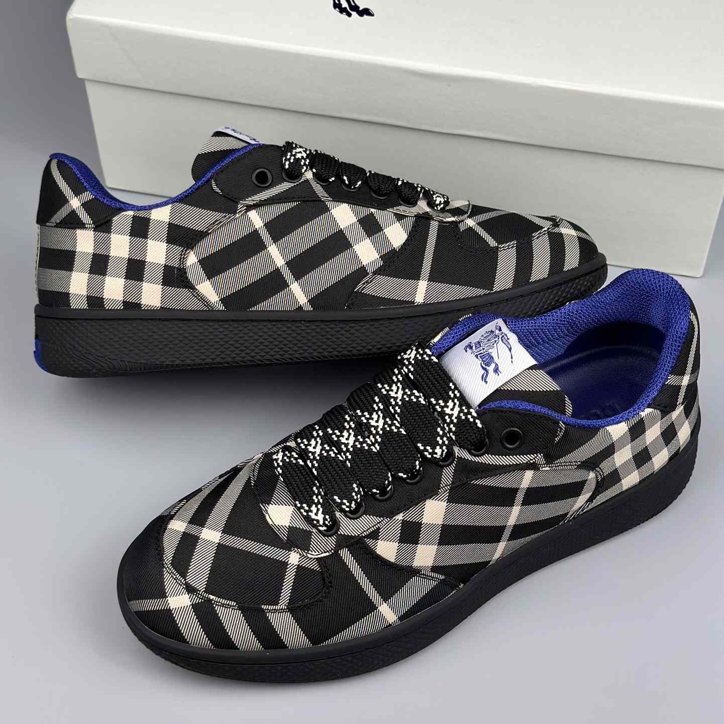 Burberry Check Terrace Sneakers - 