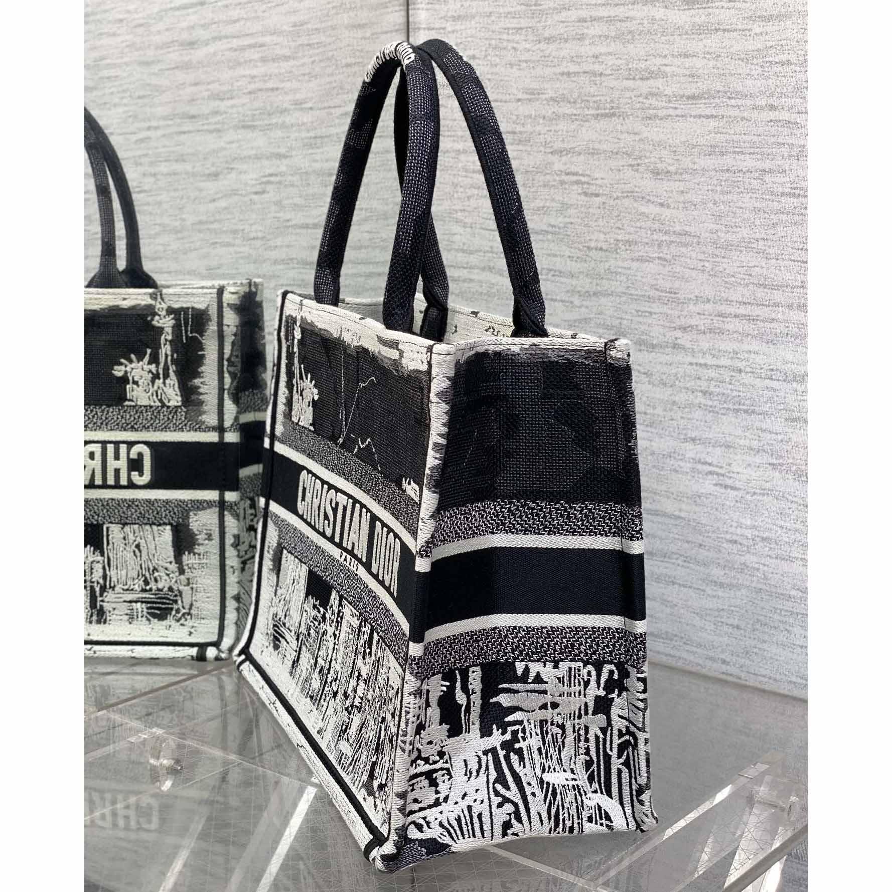 Dior Medium Dior Book Tote    - 