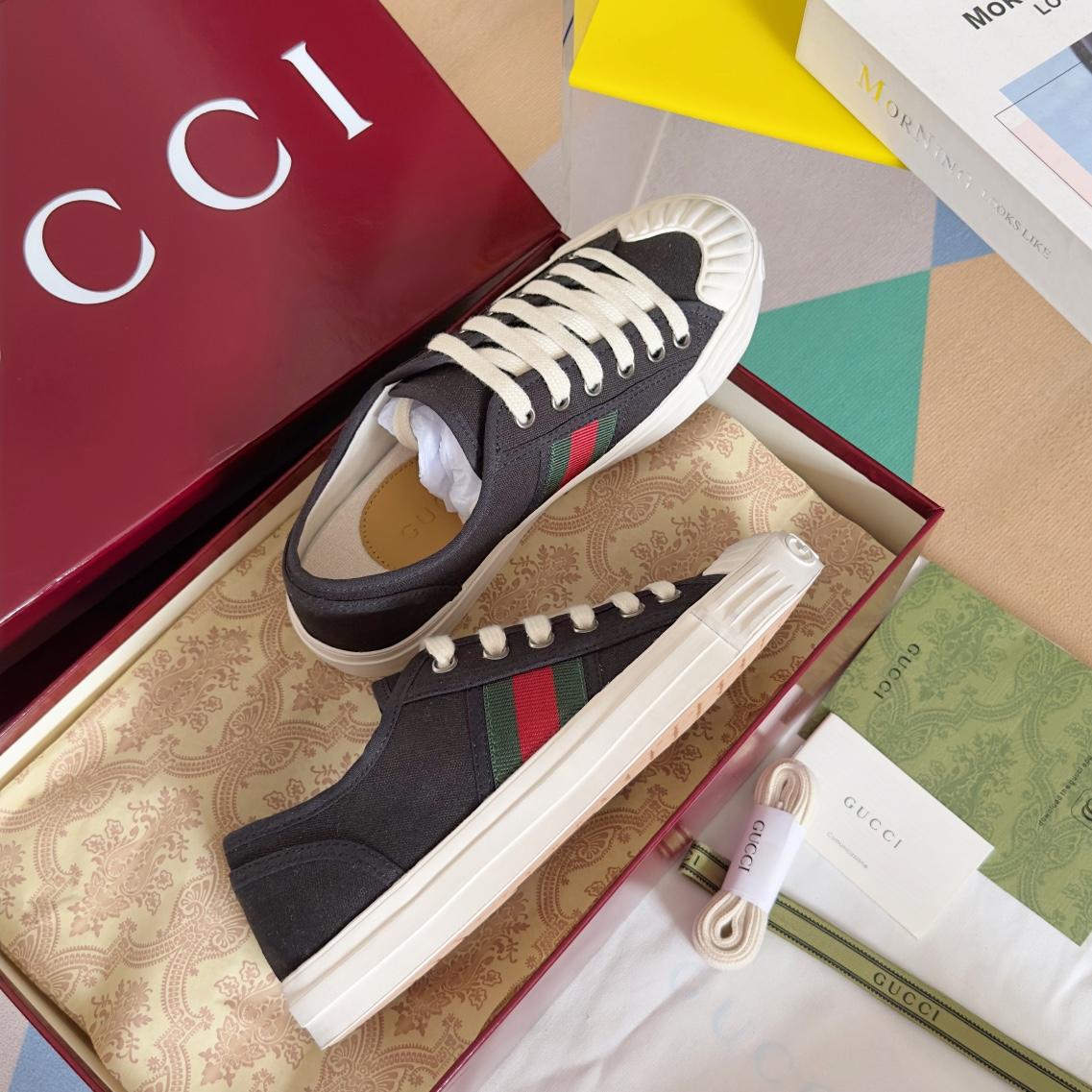 Gucci Sneaker With Web - 