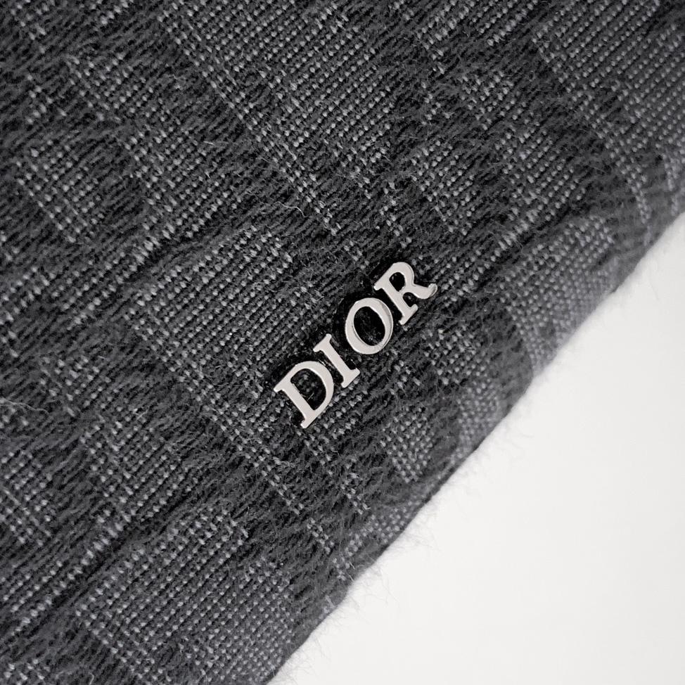 Dior A5 Triangle Pouch - 