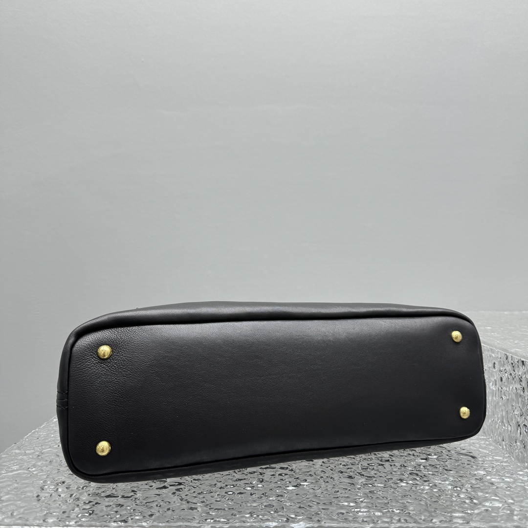 Miu Miu Aventure Nappa Leather Bag - 
