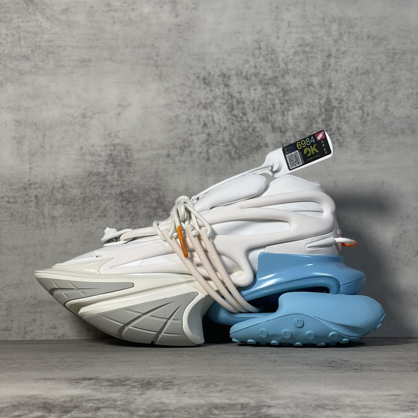 Balmain "Unicorn" Low top Sneakers - 