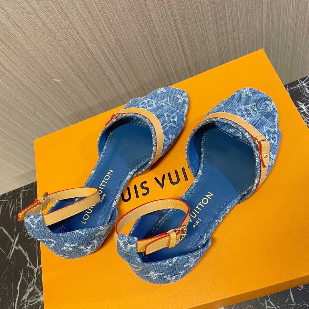 Louis Vuitton Helios Flat Sandal    - 