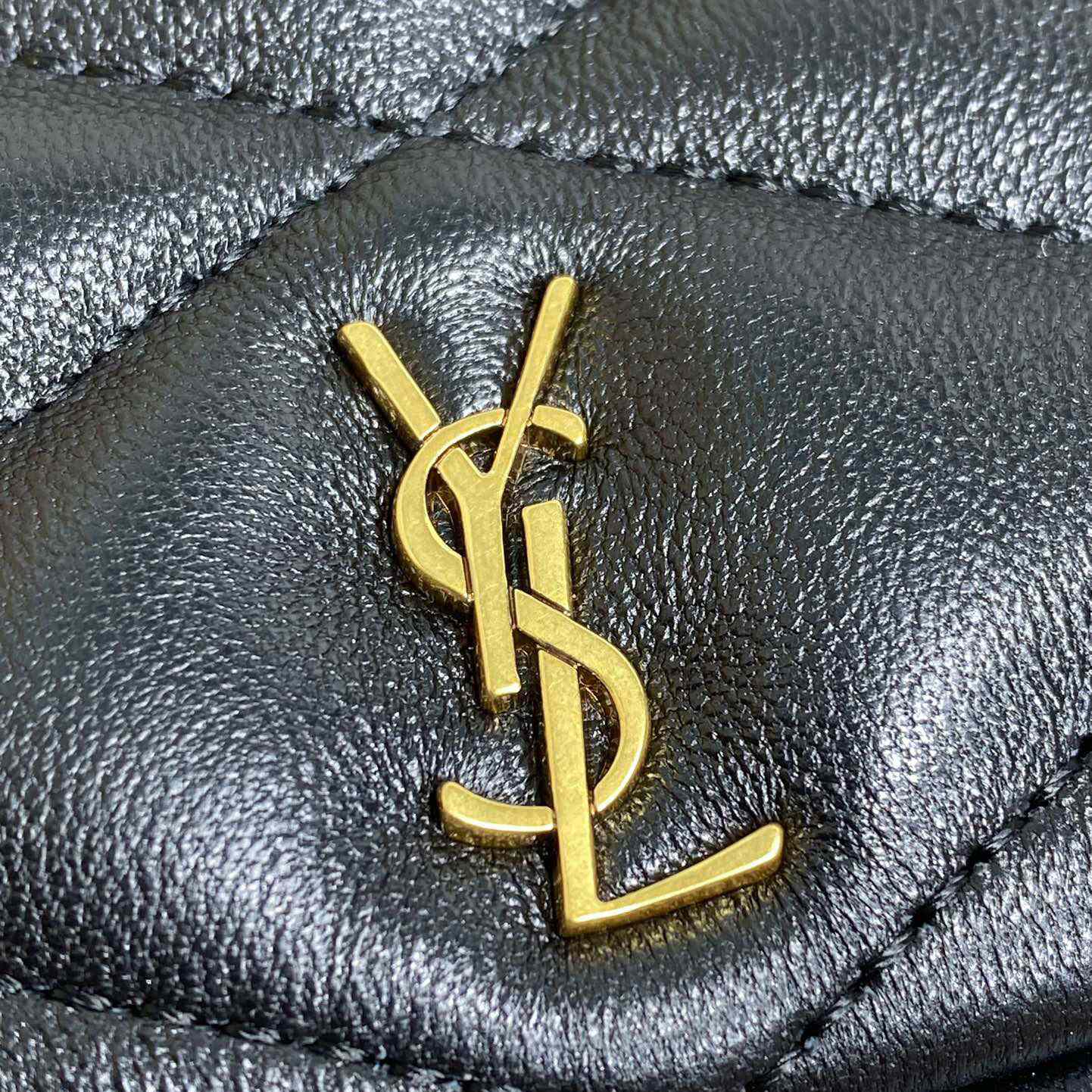 Saint Laurent Sade Hobo In Lambskin - 