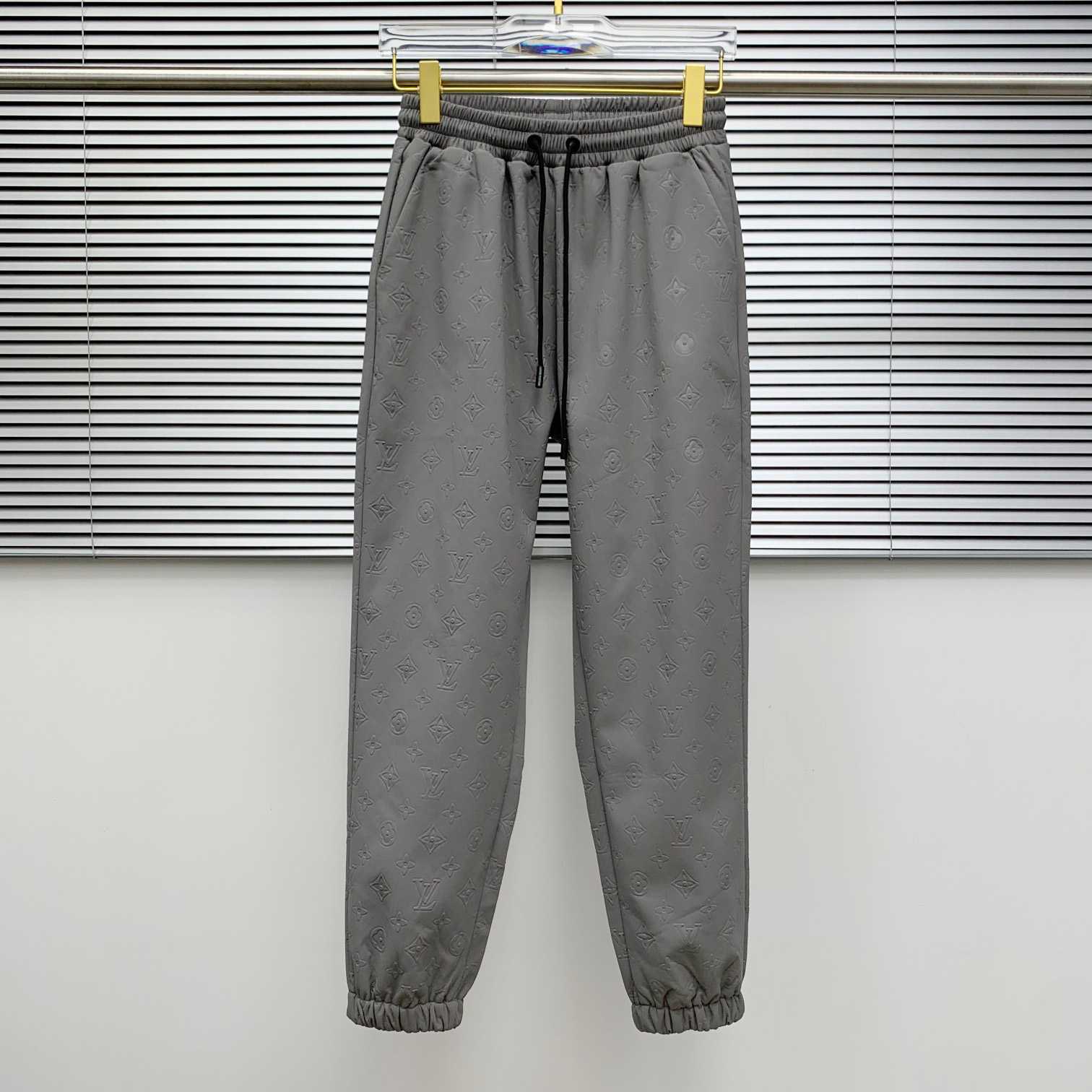 Louis Vuitton Tracksuit  - 