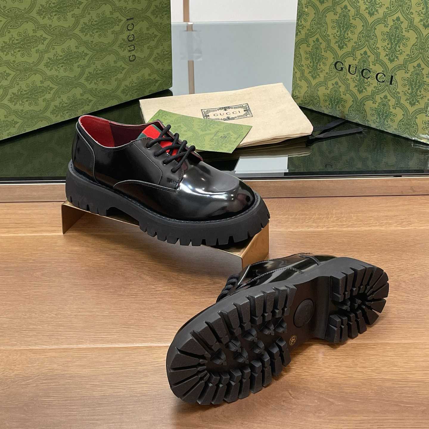 Gucci Women's Lace-up With Web - 