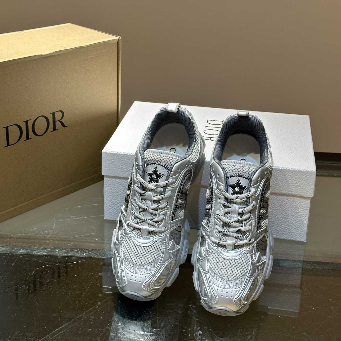 Dior Chrono Sneaker       - 