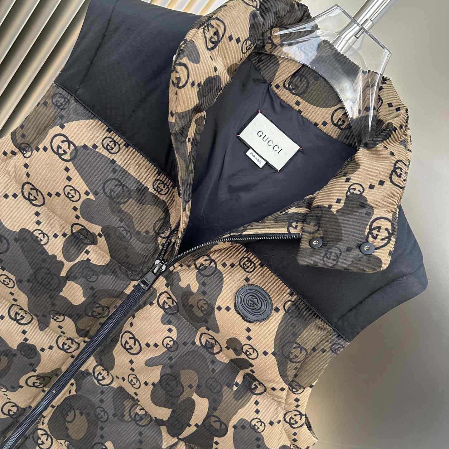 Gucci Down Jacket - 