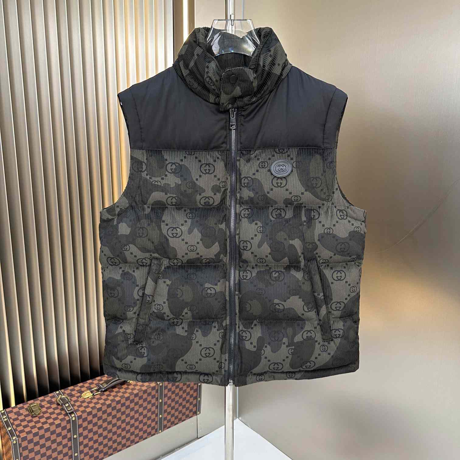 Gucci Down Jacket - 