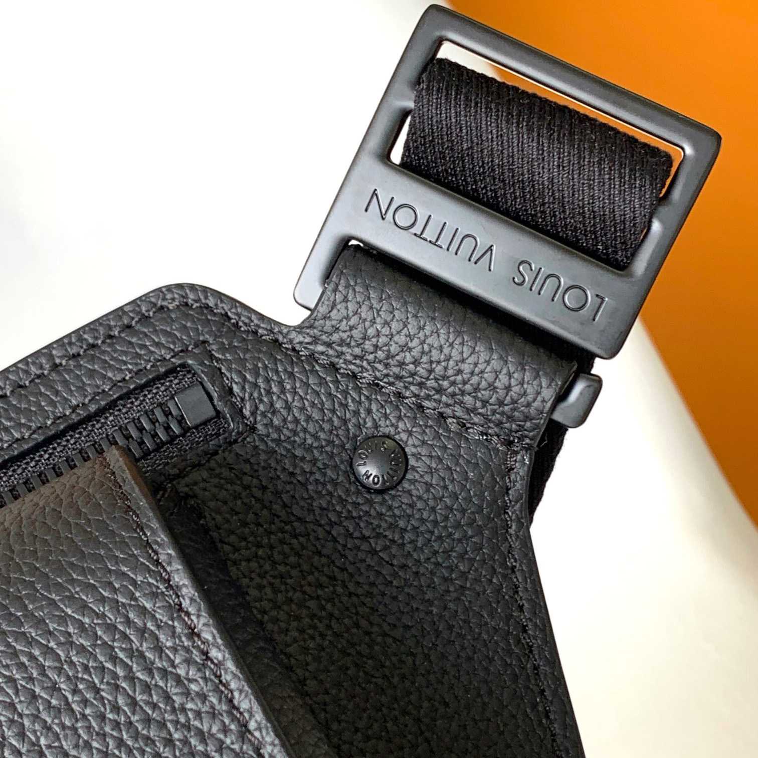 Louis Vuitton Takeoff Sling  M57081 - 