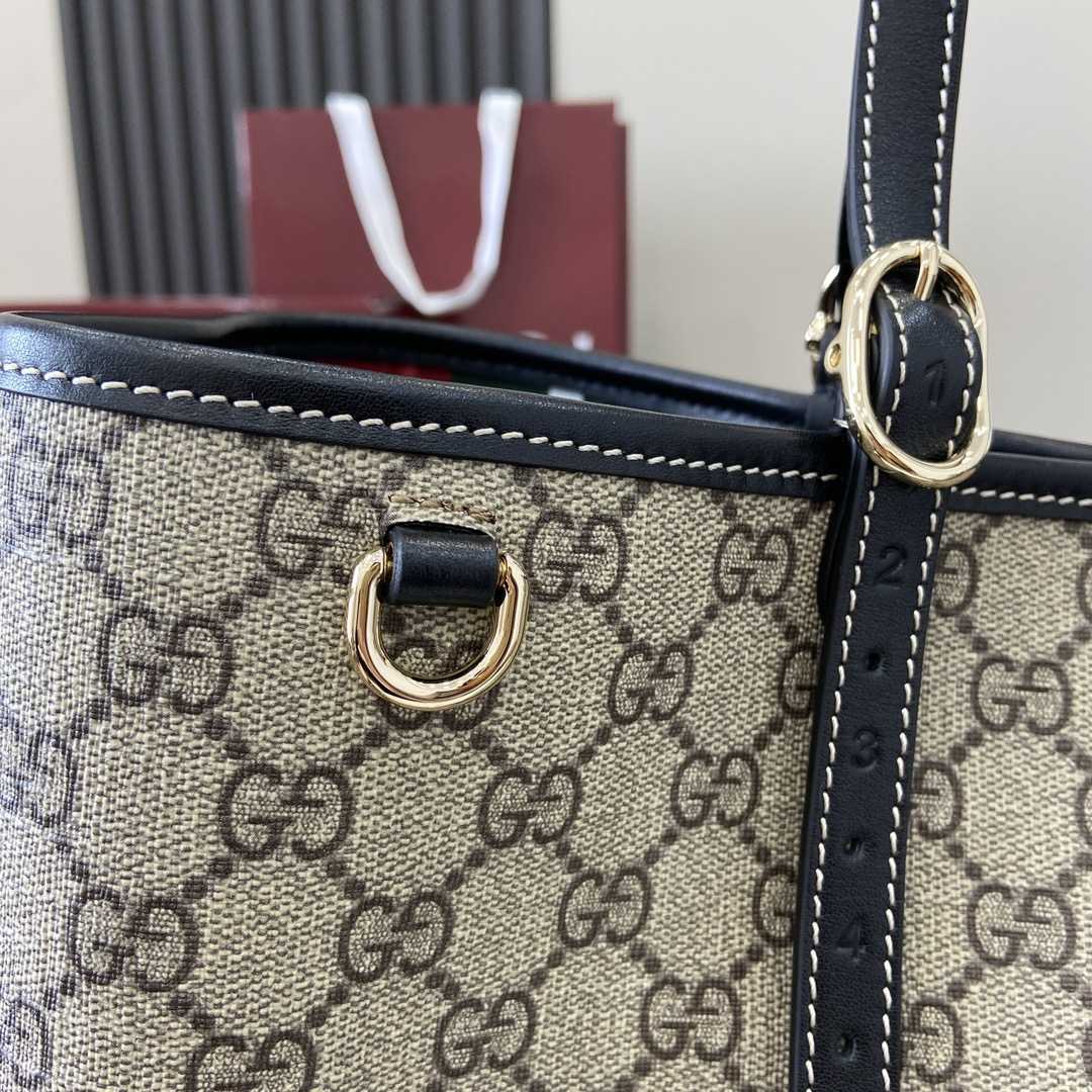 Gucci GG Emblem Medium Tote Bag - 