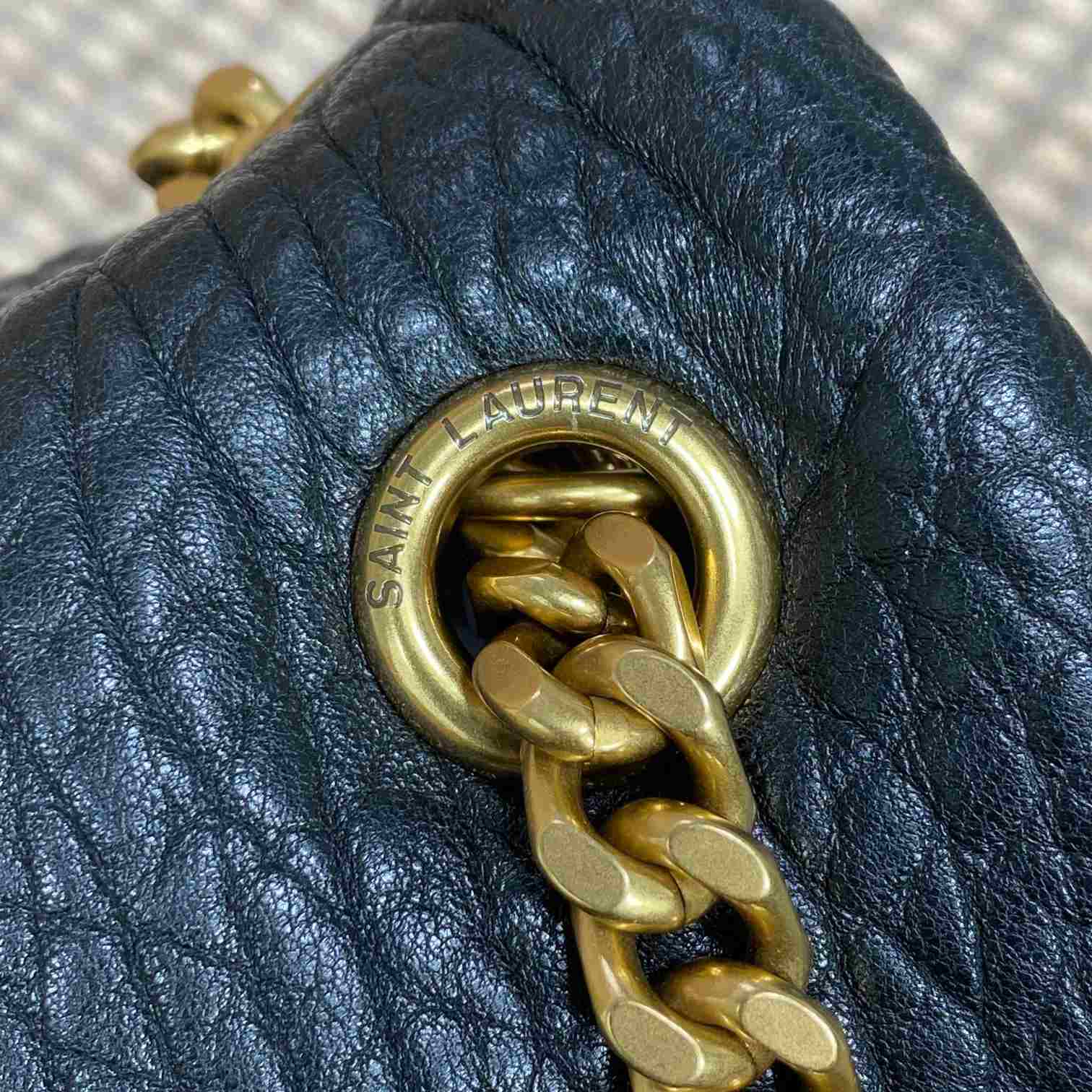 Saint Laurent Calypso Large In Grained Lambskin - 