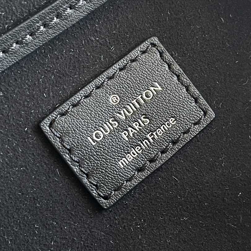 Louis Vuitton Montsouris Vibe PM  M12587 - 