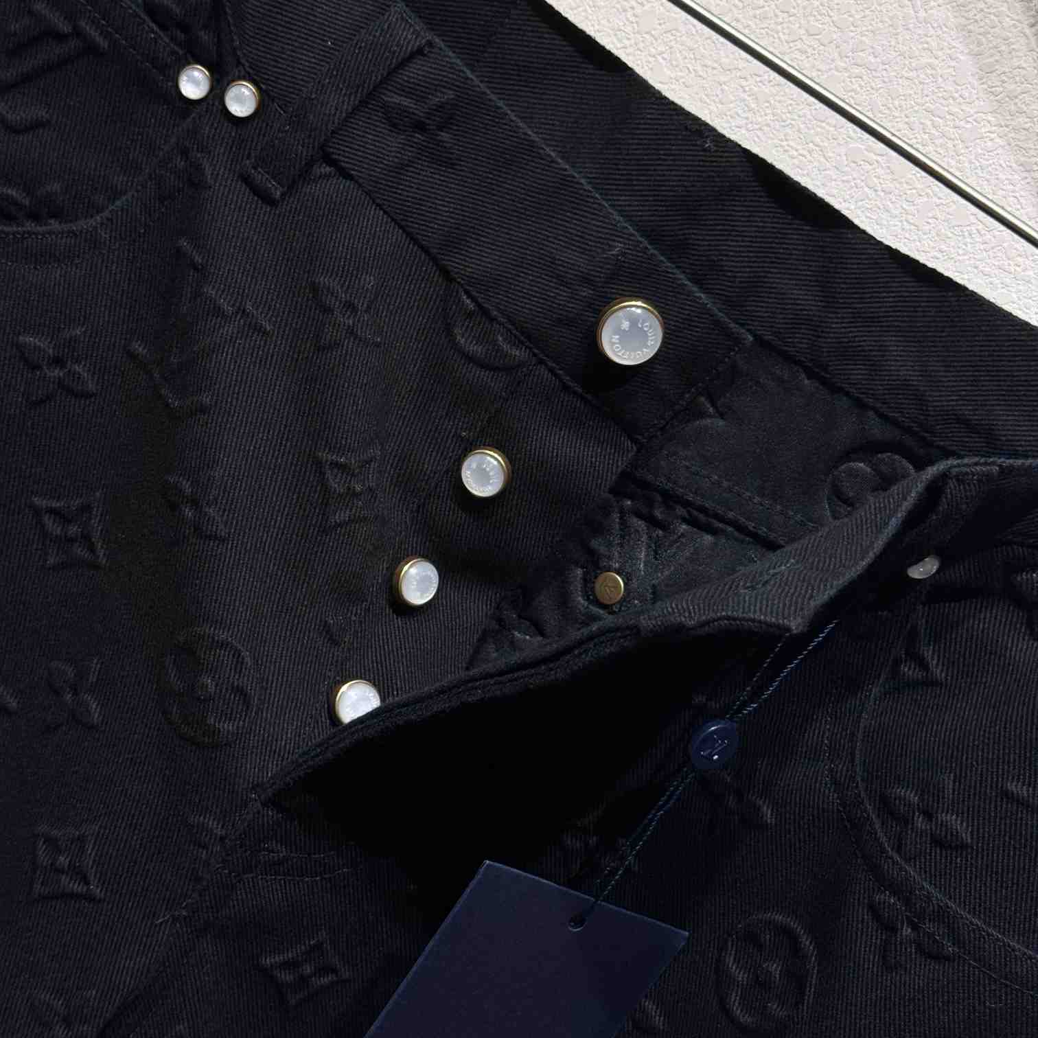 Louis Vuitton Monogram Pants - 