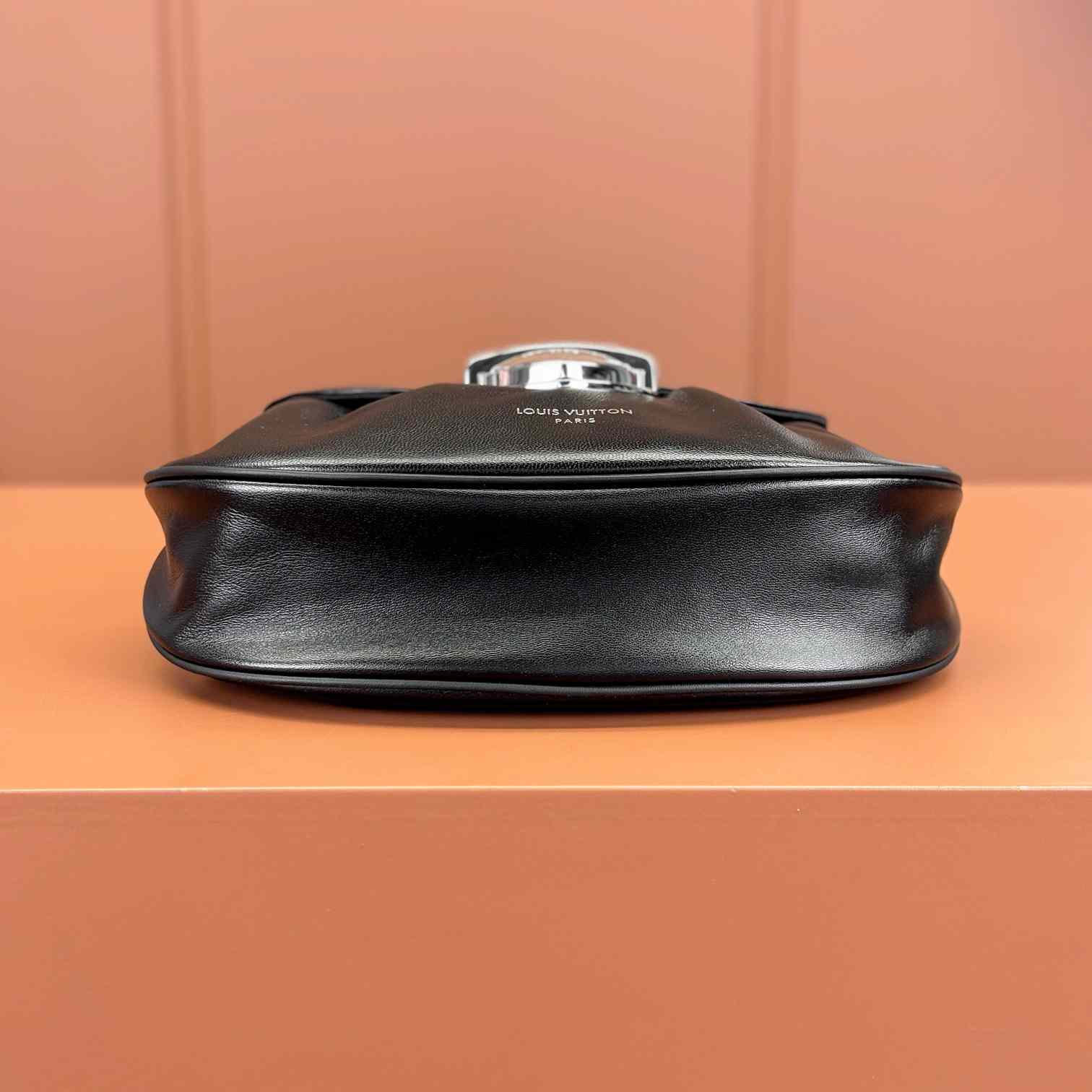 Louis Vuitton Sunset Vibe   M12192 - 