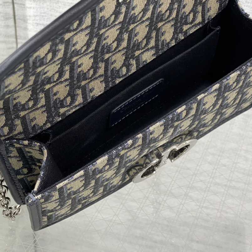 Dior 30 Montaigne East-West Bag With Chain  - 