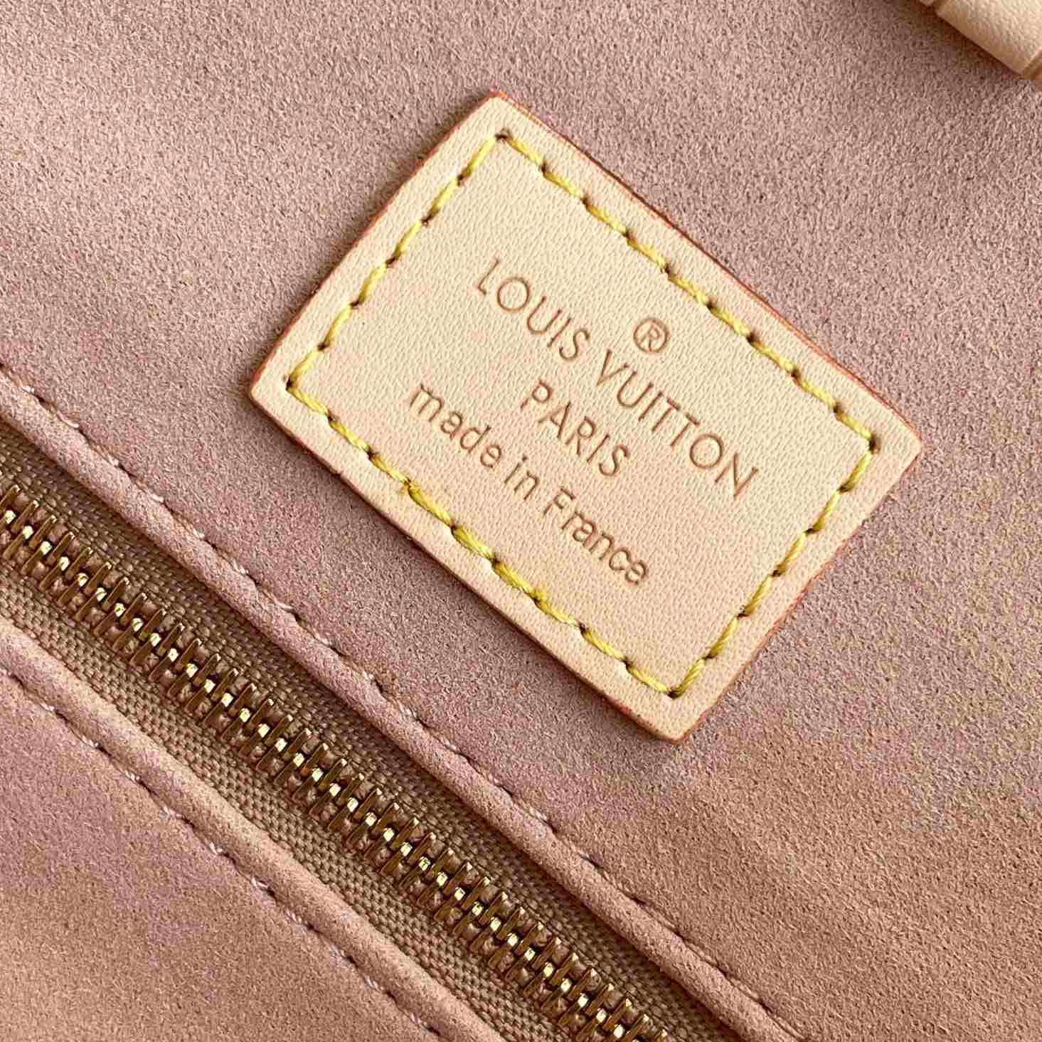 Louis Vuitton OnTheGo MM   M12415 - 