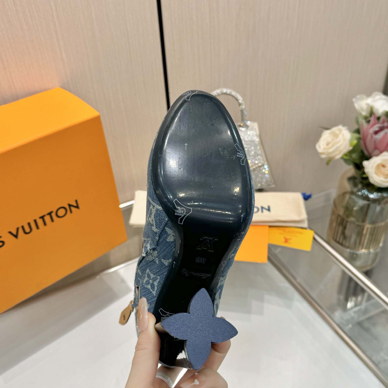 Louis Vuitton Silhouette Ankle Boot - 