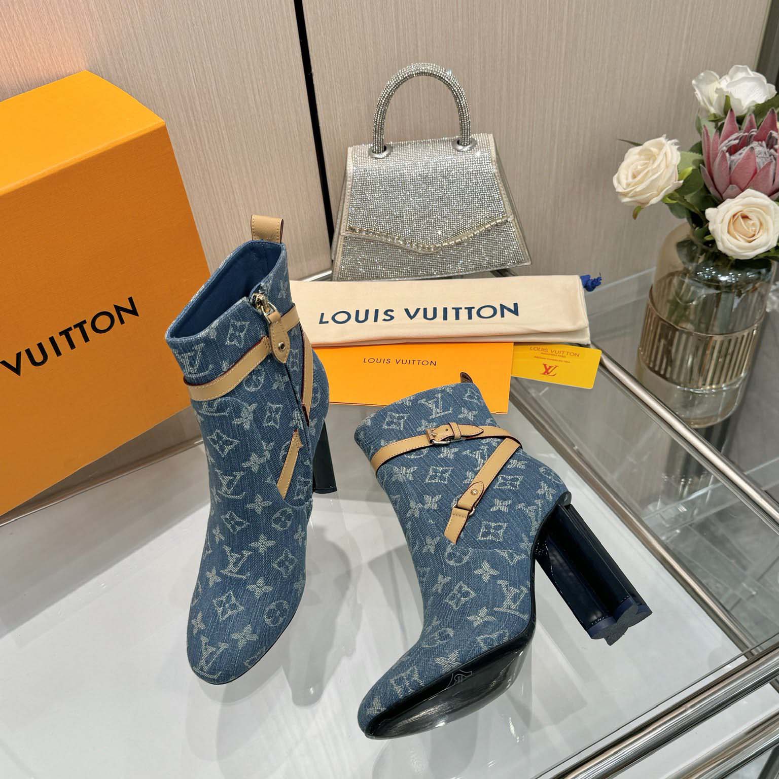 Louis Vuitton Silhouette Ankle Boot - 