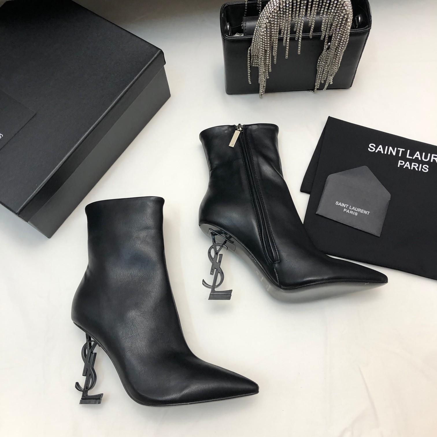 Saint Laurent Ankle Boots - 