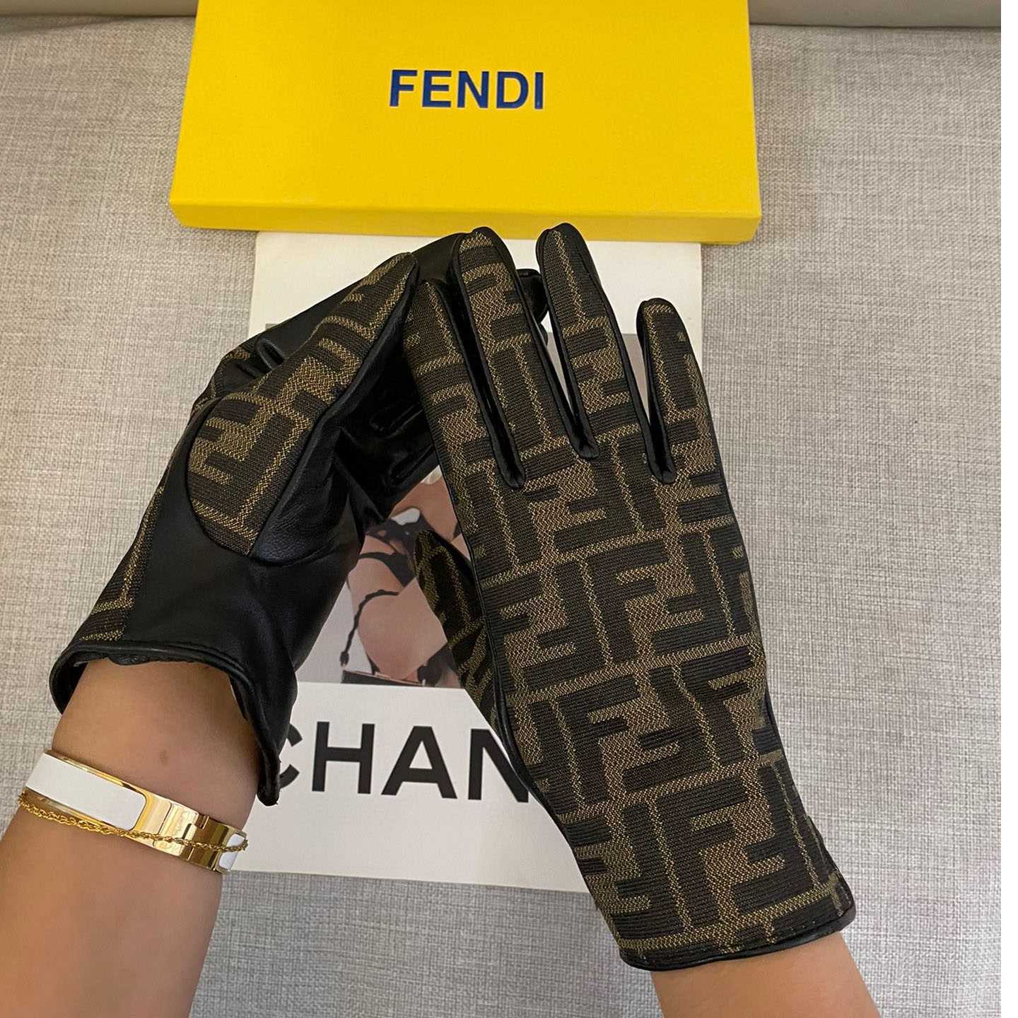 Fendi Gloves - 