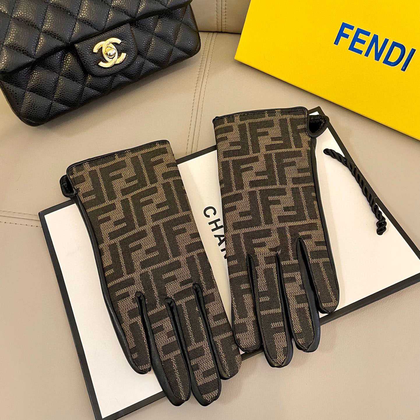 Fendi Gloves - 
